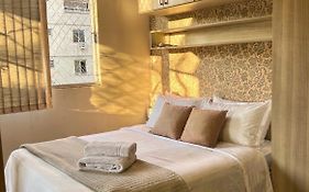 Cobertura Duplex Climatizada com Suíte a 2 km do Aeroporto de Salvador e praias